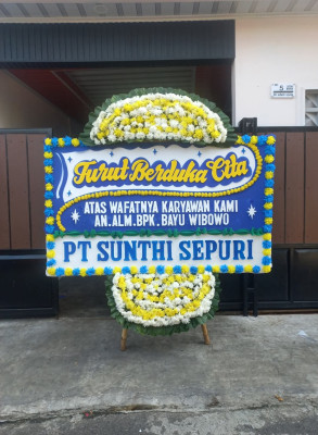 Papan Bunga Duka di Semaki