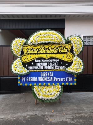 Papan Bunga Duka di Semaki